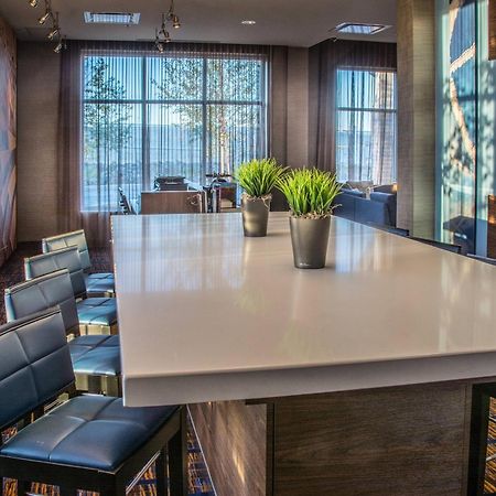 Courtyard By Marriott Winnipeg Airport Экстерьер фото