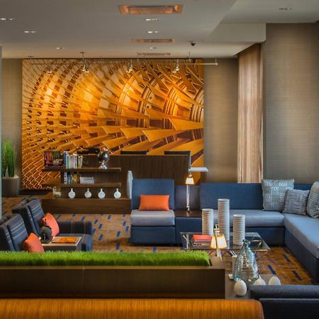 Courtyard By Marriott Winnipeg Airport Экстерьер фото