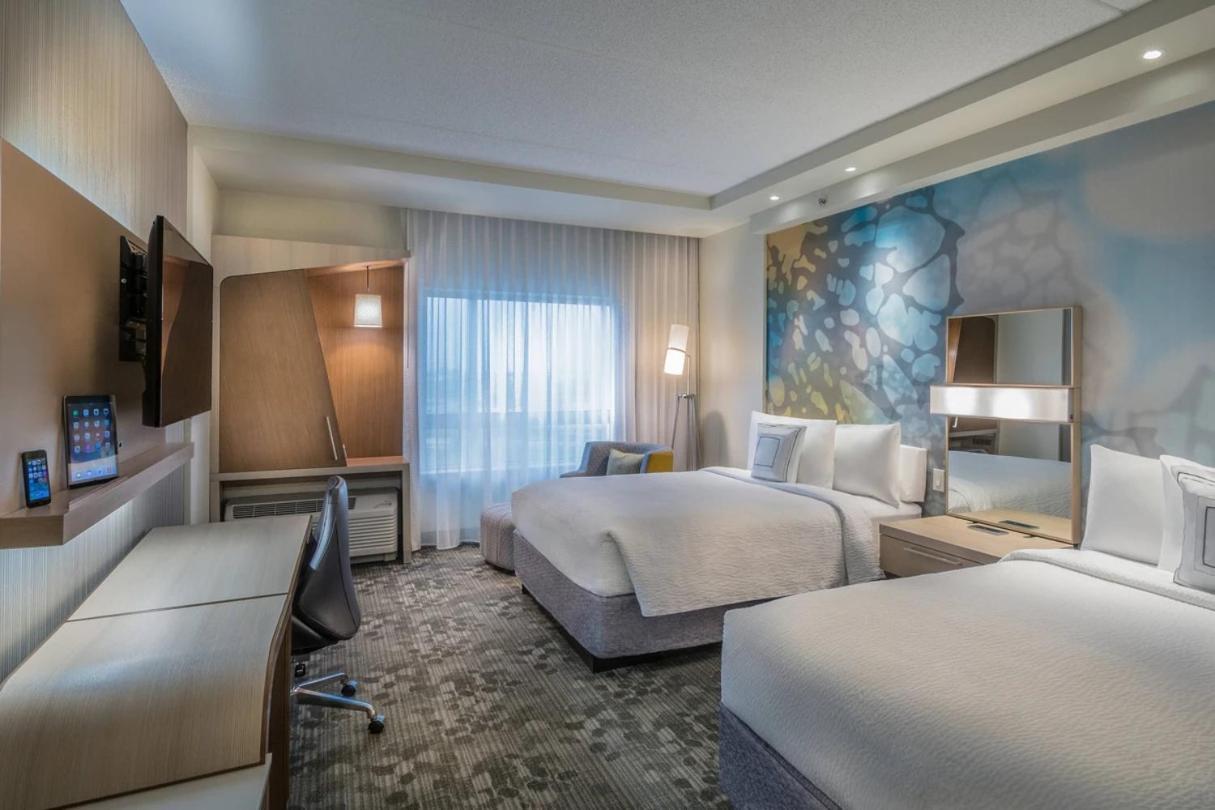 Courtyard By Marriott Winnipeg Airport Номер фото