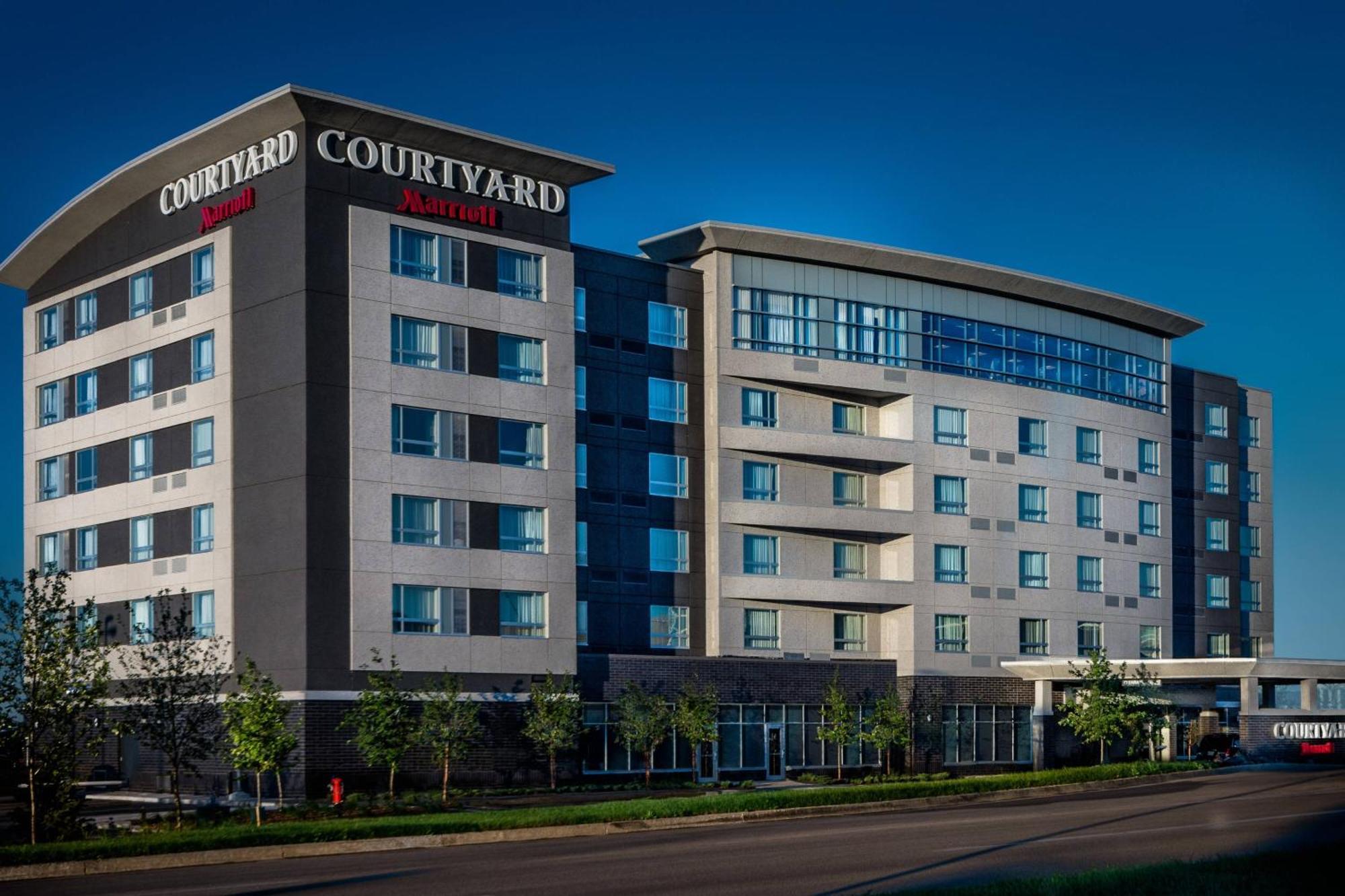 Courtyard By Marriott Winnipeg Airport Экстерьер фото