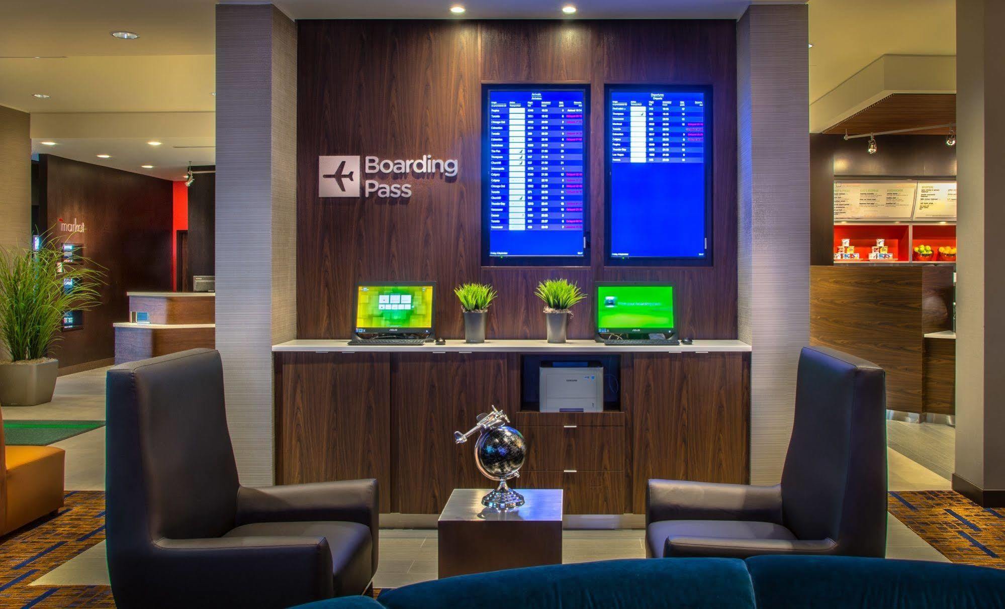 Courtyard By Marriott Winnipeg Airport Экстерьер фото